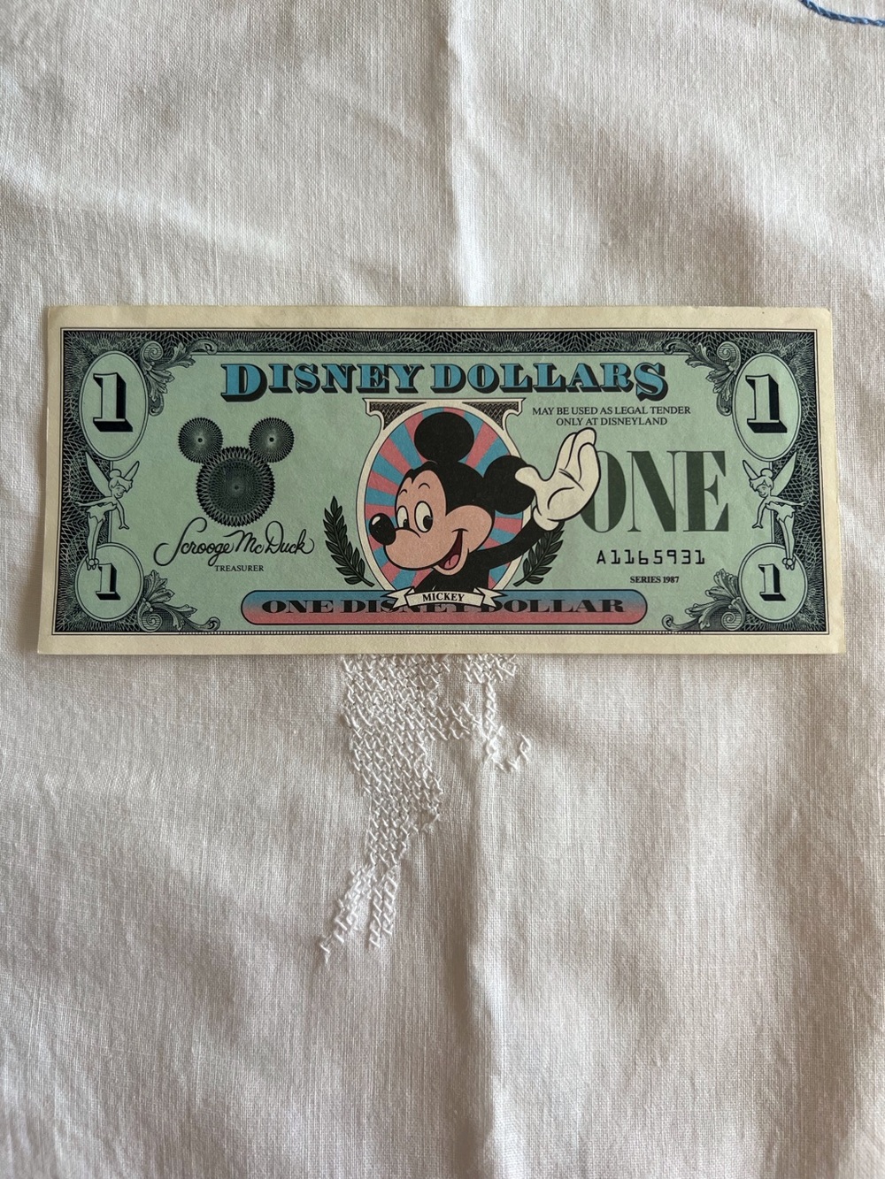 1987 Disney Dollar $1 Bill Series A Mickey Mouse Disneyland UNC 1st Issue Error